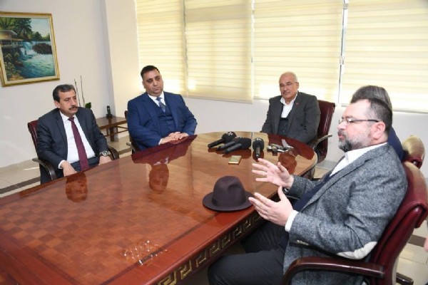 Nurullah ve Mahmut Tarsus yolunda Nurullah ve Mahmut Tarsus yolunda